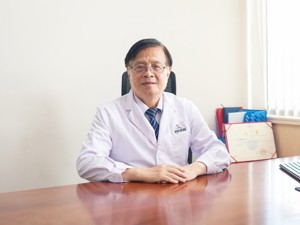 谢瀛华  执行院长