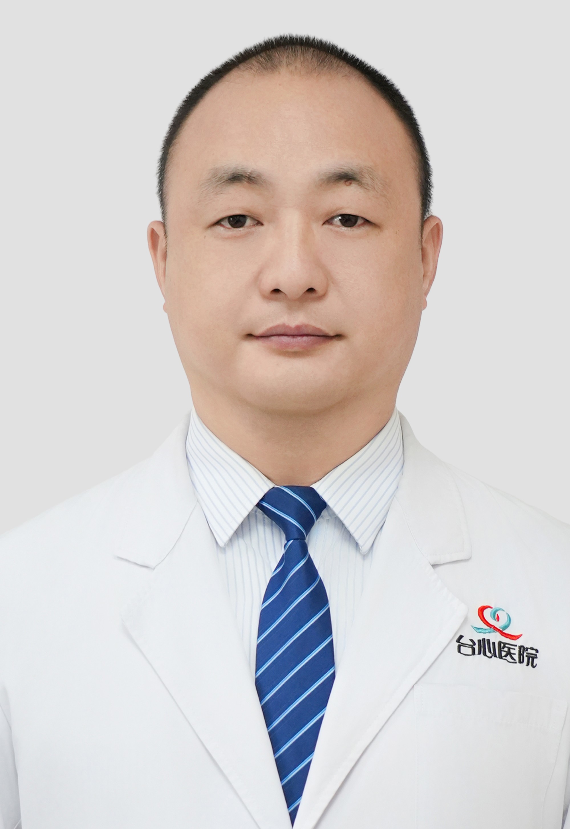  伍志远